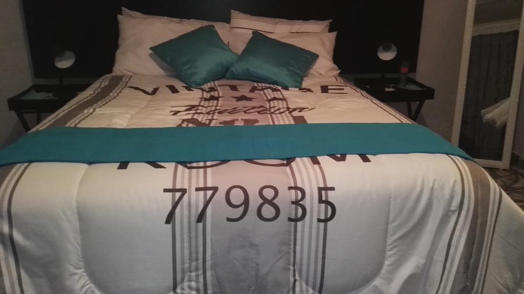 Fourties Guest House Пгалаборва Екстер'єр фото